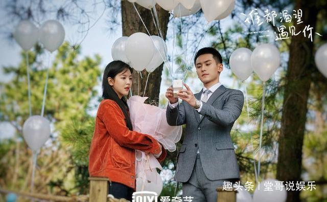 英语句子的简单分析？游戏画面